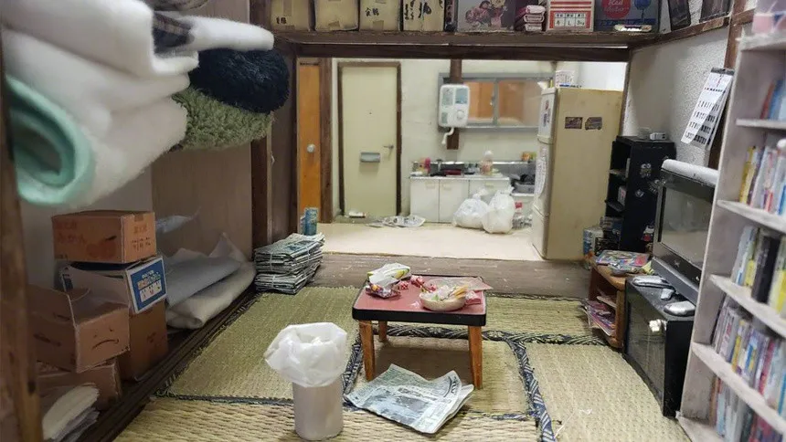 do-vat-bat-thuong-di-chuyen-trong-nha-du-khong-co-ai-chu-nha-len-lap-camera-thi-phat-hien-su-that-kinh-hoang (7)