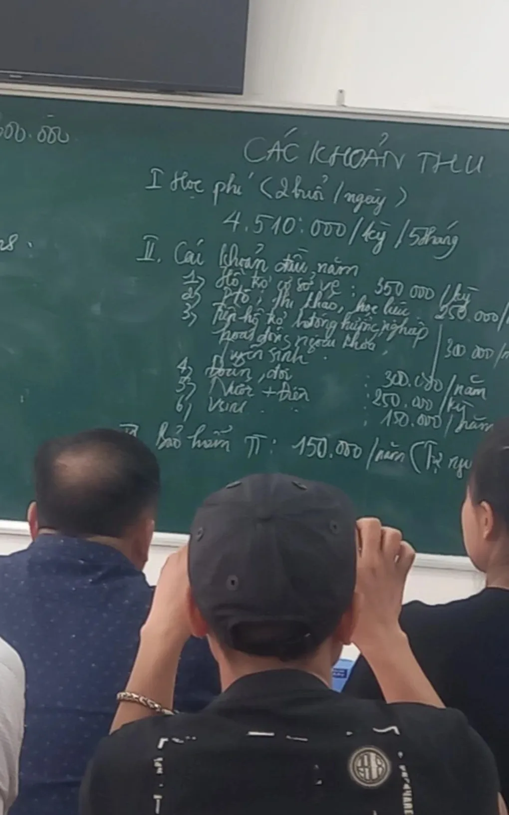 phu-huynh-phan-anh-viec-thu-chi-cua-truong-con-trai-hoc-lop-12-bi-truong-tu-choi-giao-duc-phai-nghi-hoc (13)