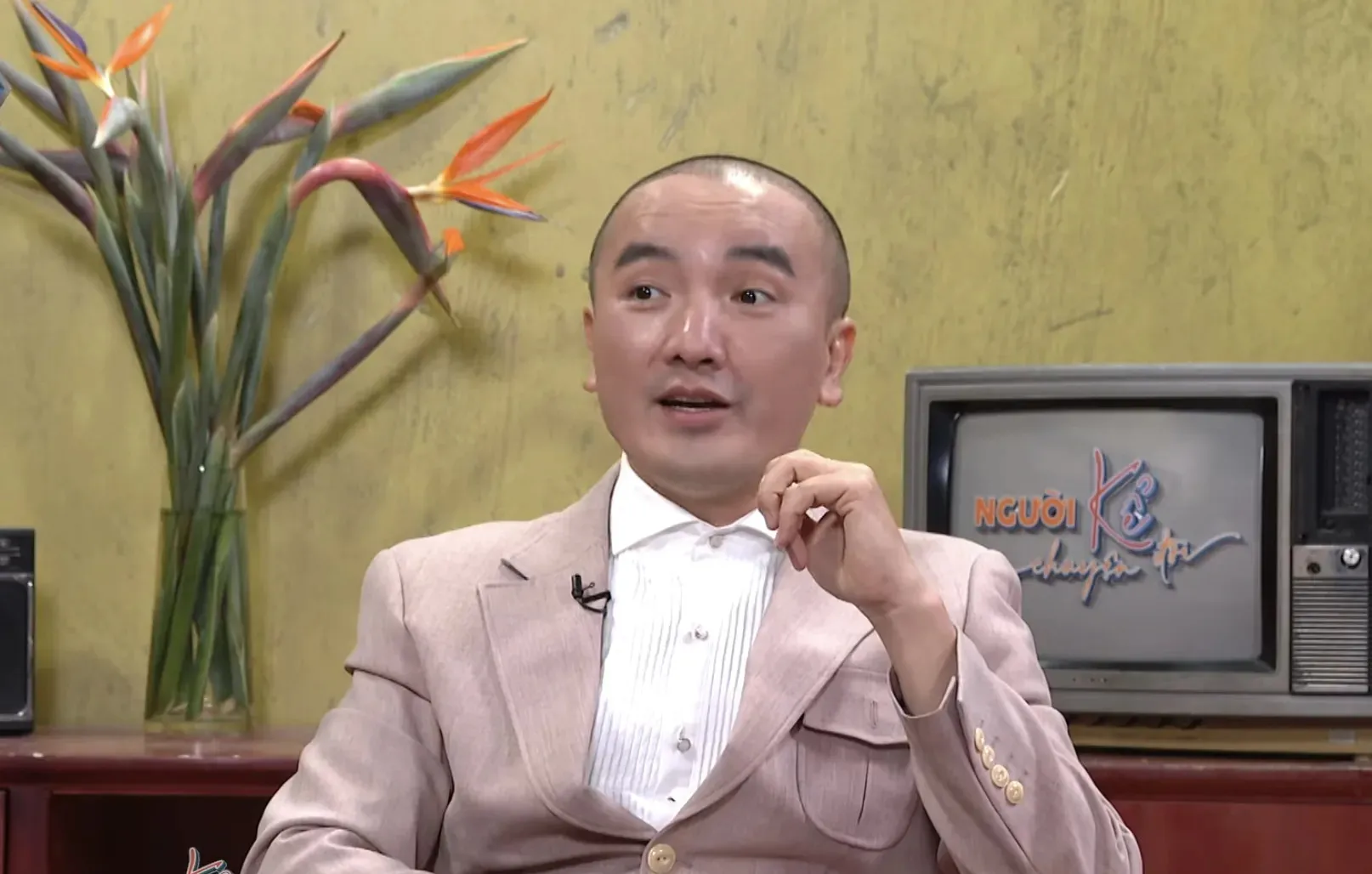 nam-ca-si-vbiz-gay-soc-khi-thua-nhan-co-co-rieng-voi-fan-nay-dot-ngot-xuong-toc-ly-do-khong-ngo (13)