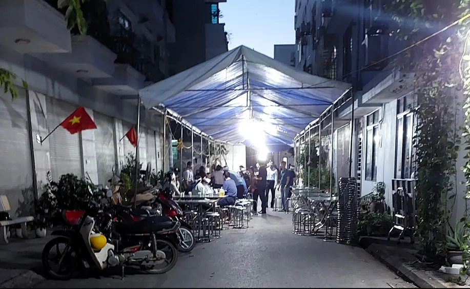 di-hoc-ve-toi-nha-2-chau-nho-phat-hien-ca-bo-va-me-gap-chuyen-thuong-tam-trong-nha (2)