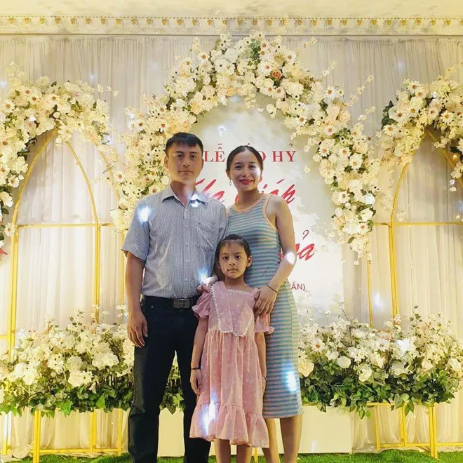 3-co-gai-duoc-bo-me-dat-ten-doc-la-nhat-viet-nam-chua-gap-ai-trung-lon-len-gap-rac-roi (3)