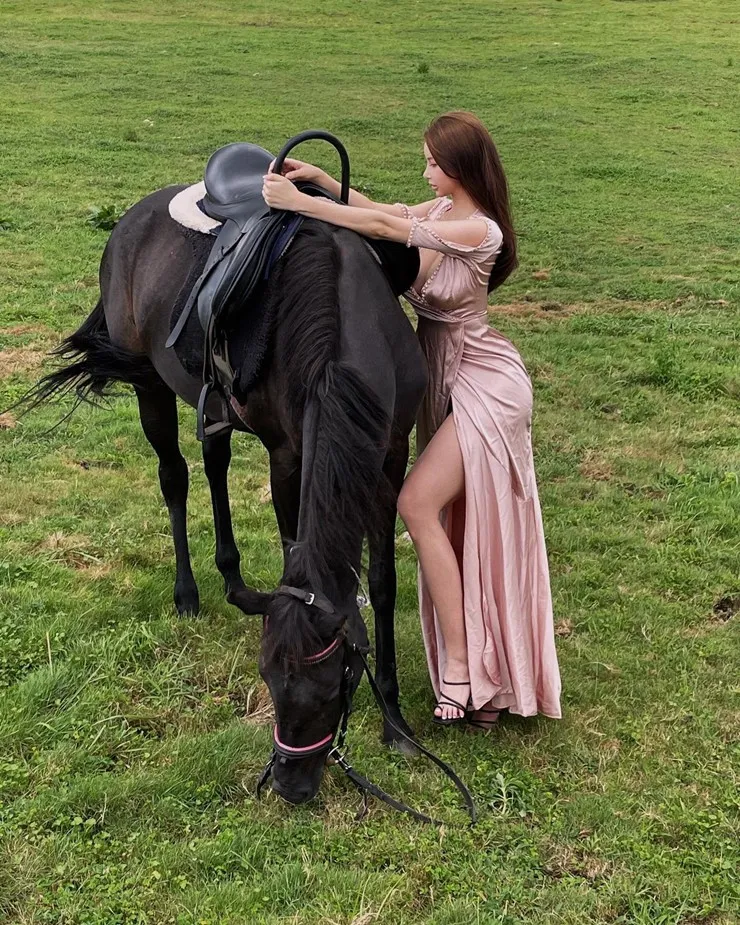 co-gai-thuoc-top-1-nhung-nguoi-co-voc-dang-nu-than-so-huu-dac-diem-hoan-hao-kho-ai-co-duoc  (6)