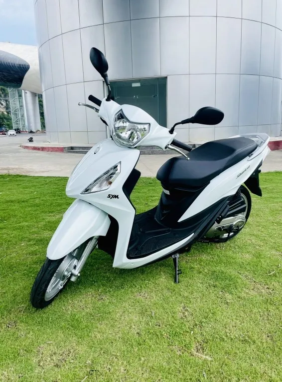 can-canh-mau-xe-tay-thiet-ke-dep-lan-at-honda-vision-gia-cuc-ngon-chi-24-5-trieu-dong (4)