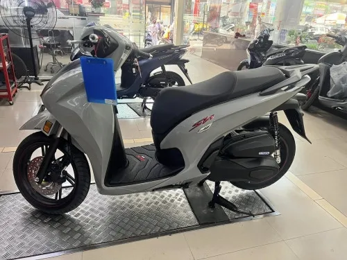 gia-xe-viet-giam-bat-ngo-honda-vision-re-nhta-tu-dau-nam-toi-nay-air-black-winner-x-giam-14-trieu-dong (41)