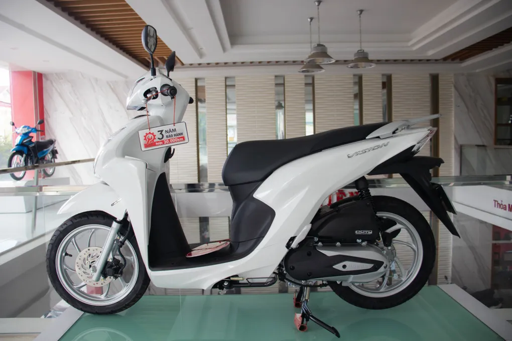 gia-xe-viet-giam-bat-ngo-honda-vision-re-nhta-tu-dau-nam-toi-nay-air-black-winner-x-giam-14-trieu-dong (9)