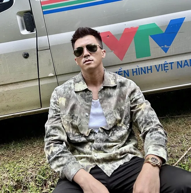 trum-buon-mai-thuy-bien-gioi-gio-vang-vtv-lay-gai-xinh-dan-toc-gap-duoc-2-thang-nay-o-nha-rua-bat-cham-con (2)