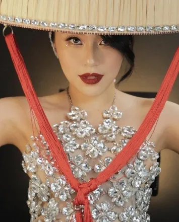 soan-ngoi-quynh-thi-nu-tiktoker-2k2-soan-ngoi-nu-hoang-tao-trend-tro-thanh-phu-thuy-bien-hoa-dinh-nhat-mxh (4)