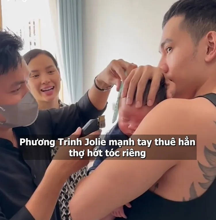 con-trai-phuong-trinh-jolie-5-thang-tuoi-bi-di-ung-voi-sua-me-lam-ca-si-nen-di-ngu-phai-ru-khac-thuong (3543)