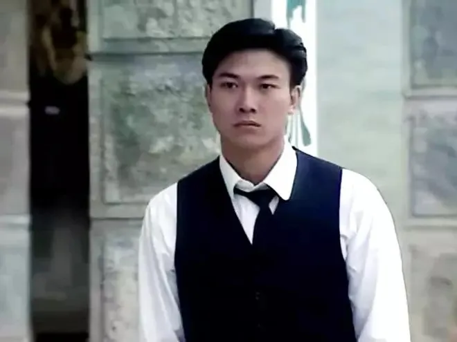 nam-dien-vien-noi-tieng-tiet-lo-lay-vo-nhung-ngu-rieng-suot-10-nam-u60-duy-tri-hon-nhan-khong-chan-goi (8)