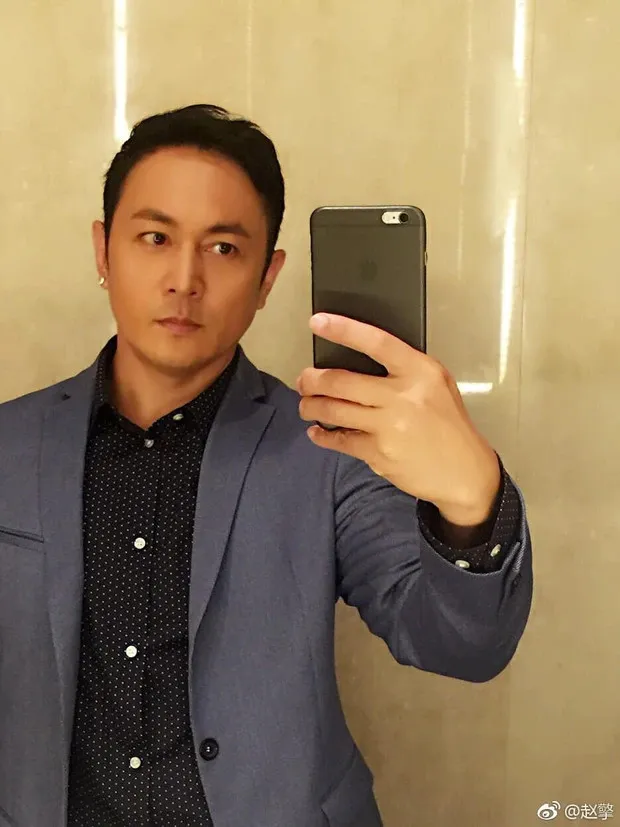 nam-dien-vien-co-cuoc-doi-khac-kho-nhat-showbiz-u50-ban-mang-dong-phim-vi-bi-vo-lua-40-ty (6)