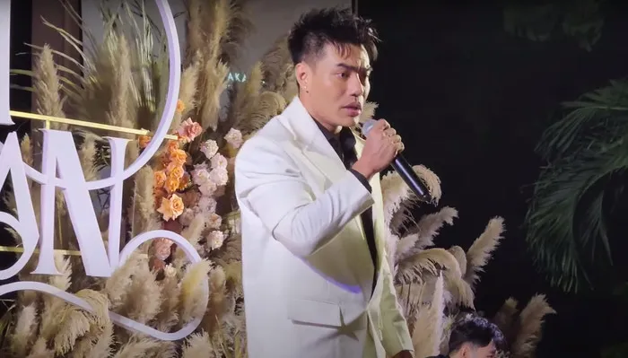 tran-thanh-bi-dan-em-thai-do-ra-mat-giua-dam-cuoi-man-doi-chat-ra-sao-ma-chiem-spotlight-co-dau-chu-re (3)