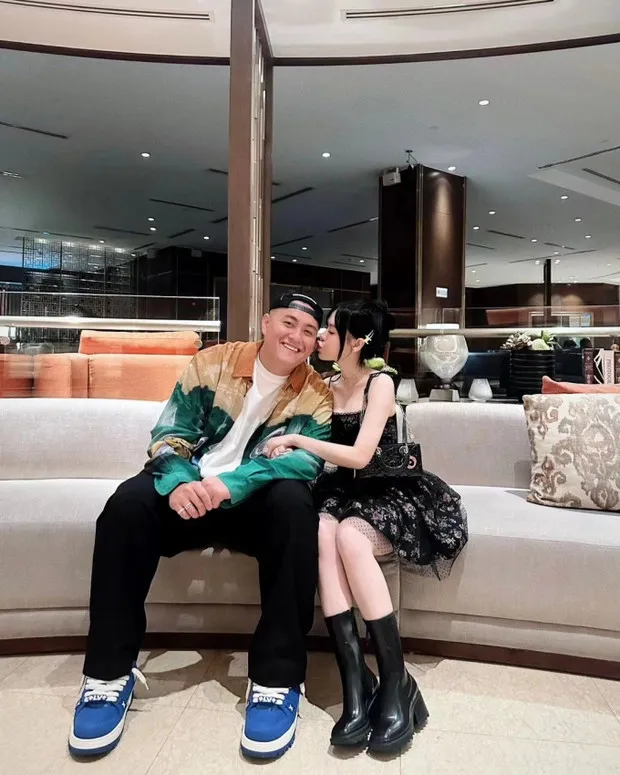 vo-chong-ong-trum-dien-tu-sai-thanh-gat-gao-khi-chon-con-dau-dua-3-dieu-kien-neu-con-trai-muon-cuoi-vo (13)