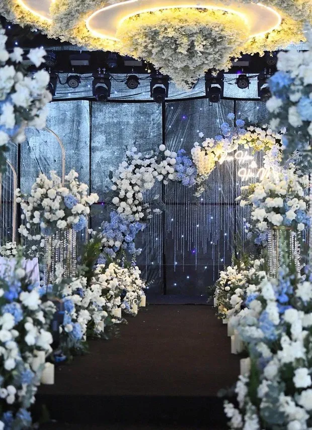 khong-gian-dam-cuoi-doan-van-hau-doan-hai-my-tai-ha-noi-lo-dien-co-hoanh-trang-nhu-nha-trai (10)