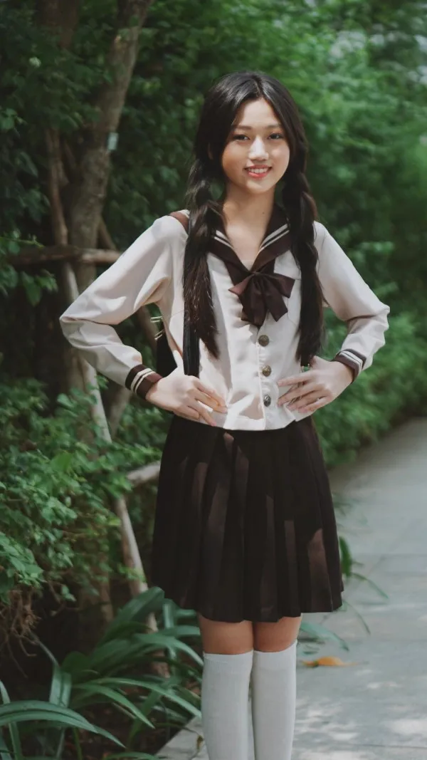 sao-nhi-pa-vo-ky-luc-kaity-nguyen-tro-thanh-anh-hau-tre-nhat-trong-lich-su (3)