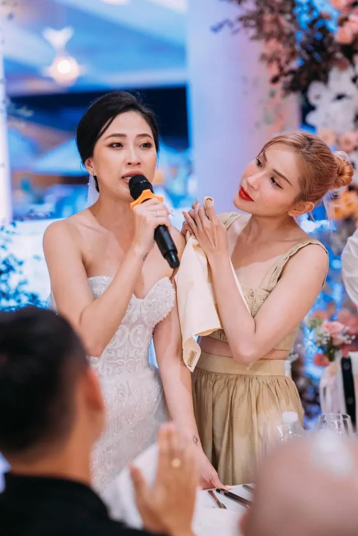 giua-nghi-van-choi-puka-kha-nhu-chia-se-anh-than-thiet-ben-1-sao-nu-vbiz-tiet-lo-tinh-trang-hien-tai (5)