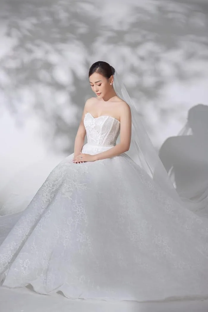 phuong-oang-dot-ngot-dang-anh-lam-co-dau-sau-khi-thong-bao-hoan-cuoi-vi-mang-thai-doi-voi-shark-binh (2)