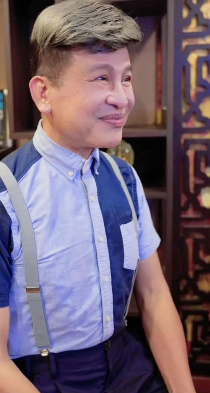 mc-thanh-bach-tan-trang-nhan-sac-niu-keo-thanh-xuan-o-tuoi-u70-khien-khan-gia-hoang-mang (4)