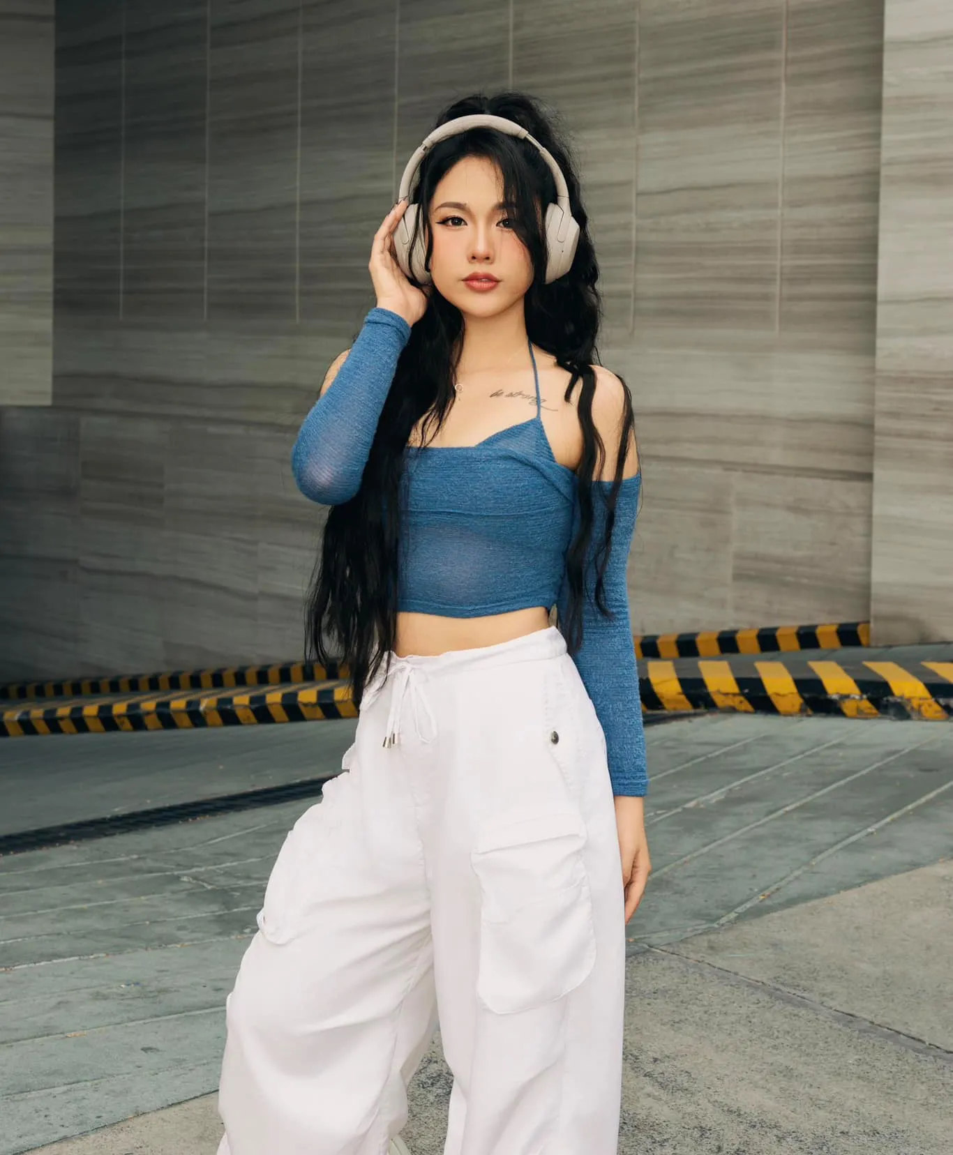 co-gai-sinh-nam-1999-duoc-dan-mang-truy-tim-tren-song-ai-la-trieu-phu-hoa-ra-la-hotgirl-the-voice-duoc-san-don (6)