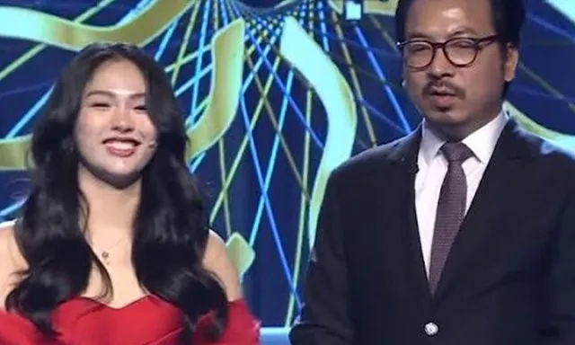 co-gai-sinh-nam-1999-duoc-dan-mang-truy-tim-tren-song-ai-la-trieu-phu-hoa-ra-la-hotgirl-the-voice-duoc-san-don (7)