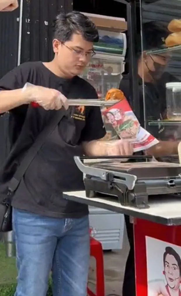 ro-anh-nam-streamer-noi-tieng-vbiz-het-thoi-di-ban-banh-mi-cuoc-song-khon-don-hau-giai-nghe (2)