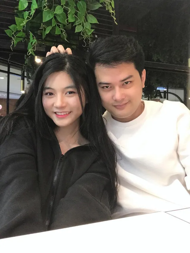 ro-anh-nam-streamer-noi-tieng-vbiz-het-thoi-di-ban-banh-mi-cuoc-song-khon-don-hau-giai-nghe (5)