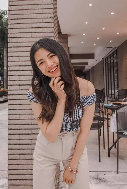 to-mo-cuoc-song-hot-girl-ong-nghiem-tham-gia-duong-len-dinh-olympia-5-nam-truoc-gio-ra-sao (5)