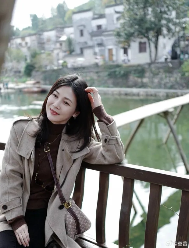 nu-dien-vien-noi-tieng-dut-tinh-voi-ban-trai-cuoi-dai-gia-17000-ty-nay-no-nan-tra-mai-khong-het (3)