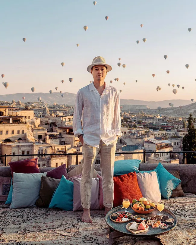 nam-ca-si-vbiz-duoc-don-doan-la-con-cua-ong-chu-dien-may-gia-the-bi-an-nhat-showbiz-tieu-tien-ty-di-du-lich (6)