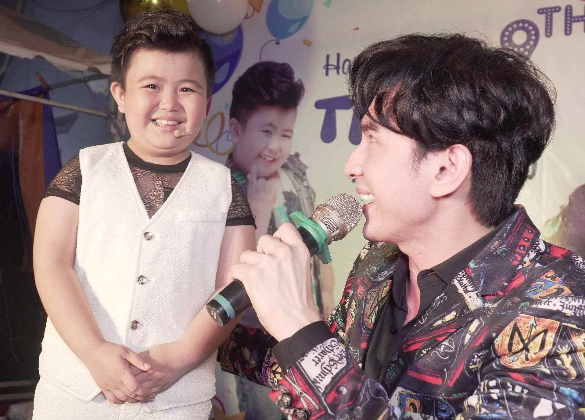 than-dong-am-nha-dinh-dam-mot-thoi-kiem-400-trieu-thang-nay-di-dien-loe-hoe-vai-nguoi-xem-netizen-chanh-long (4)