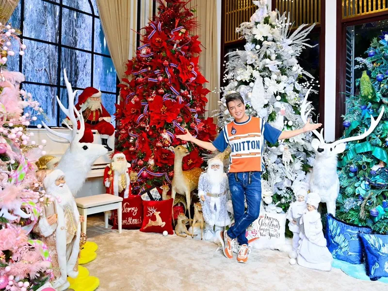 bien-nguoi-do-xo-den-biet-thu-nha-dam-vinh-hung-nam-ca-si-thao-2-cong-nha-con-trai-lac-loi (13)