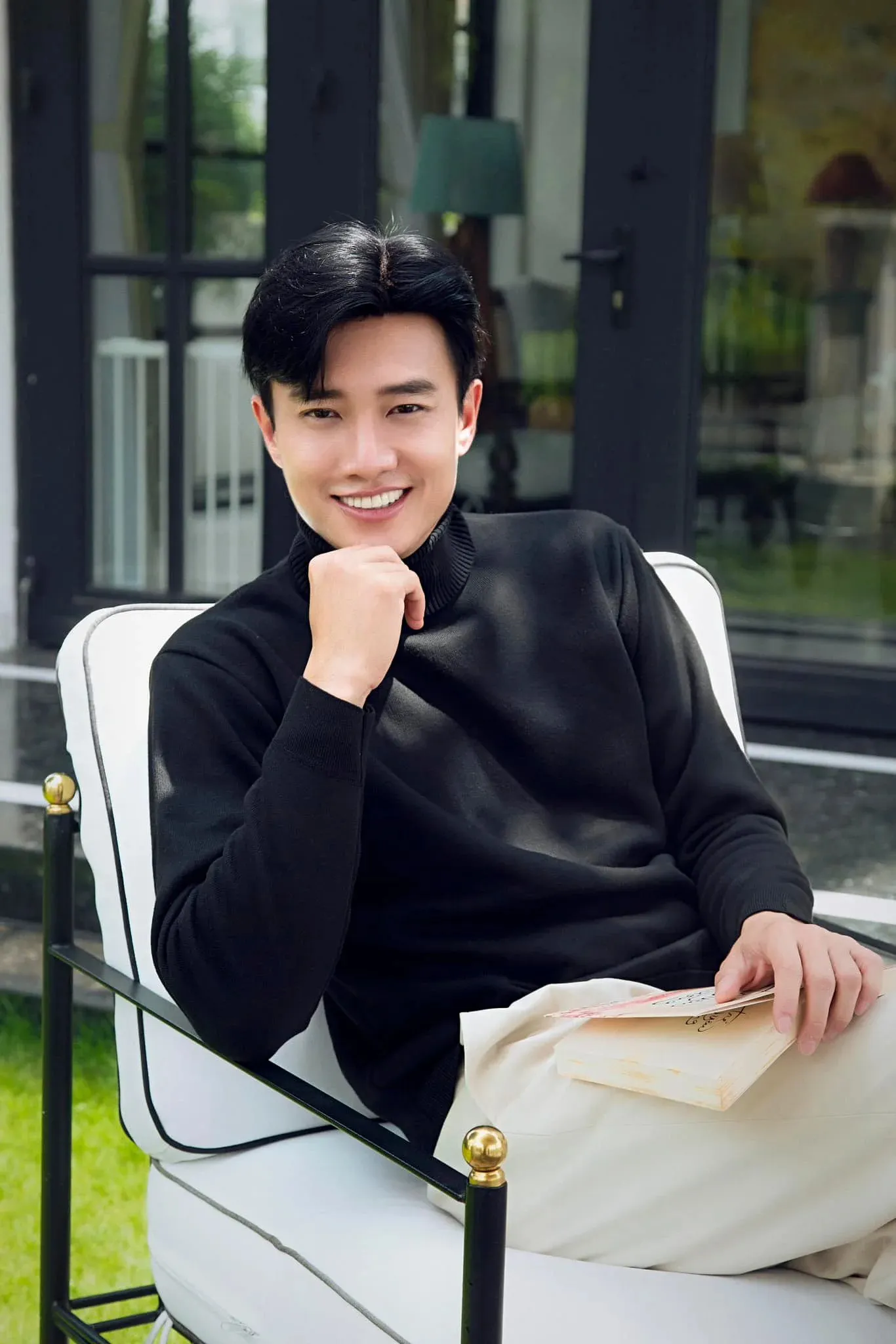 thuc-hu-dien-vien-quoc-truong-giai-nghe-nghi-van-het-gia-cat-xe-qua-cao-nen-khong-duoc-ai-moi-tham-gia-du-an (2)