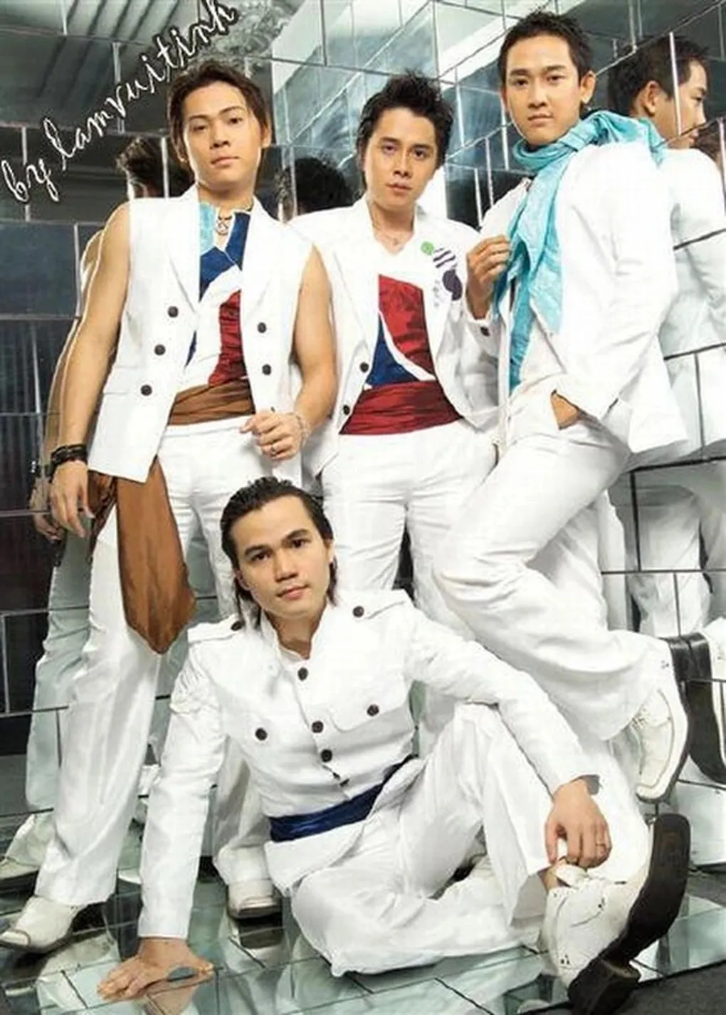 nam-ca-si-vbiz-qua-doi-do-nga-tu-san-thuong-me-ruot-hay-tin-soc-nang-phai-nhap-vien-cap-cuu (6)