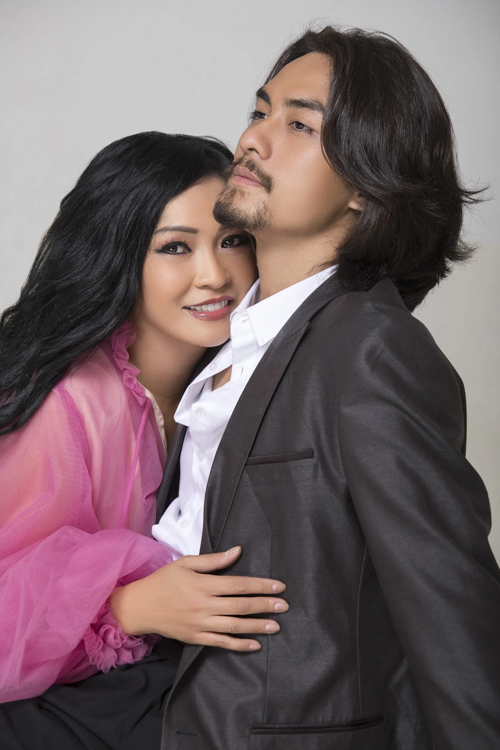 nu-nghe-si-vbiz-thua-nhan-di-duong-quyen-voi-dong-nghiep-tiet-lo-ban-nha-sau-10-nam-o-an (14)