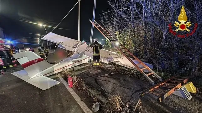 cap-nguoi-yeu-di-tren-2-chiec-may-bay-khac-nhau-nhung-gap-nan-chung-mot-ngay-vi-tri-cach-nhau-40-km (2)