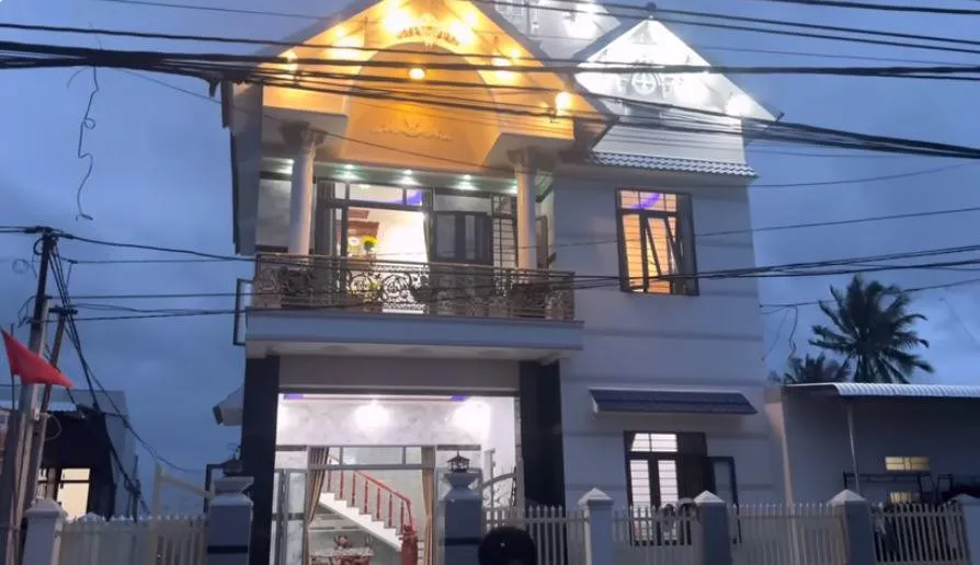 ro-tin-cong-ty-xay-dung-cua-loc-fuho-bat-ngo-pha-san-no-hang-ty-dong-phai-lam=le-biet-thu-bo-vo (4)