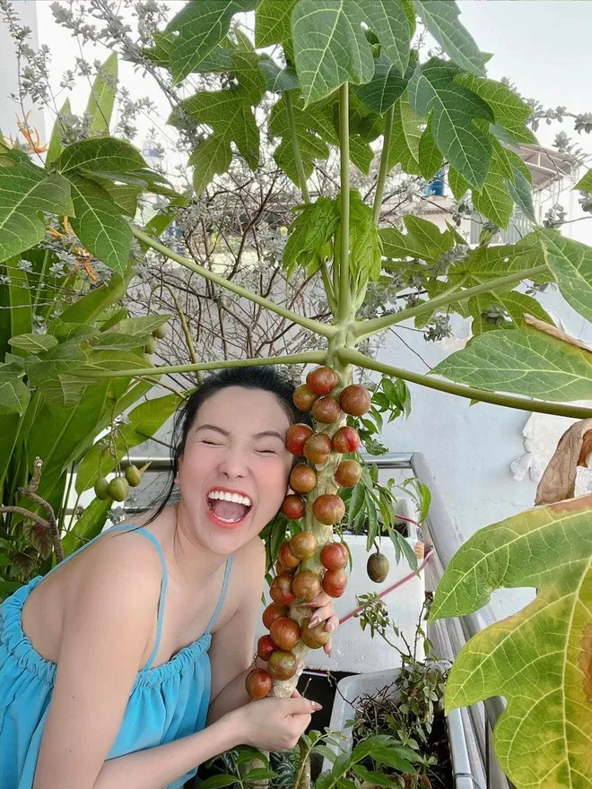 nu-tiktoker-dinh-dam-dinh-lum-xum-lam-nghe-te-nhi-trong-qua-khu-len-tieng-thua-nhan-co-hanh-dong-nong-noi (14)