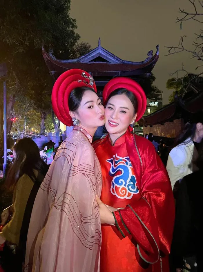 phuong-oanh-be-bau-5-thang-di-du-su-kien-shark-binh-ho-tong-nhung-lam-hanh-dong-do-mat-ai-nhin-cung-ngai (4)