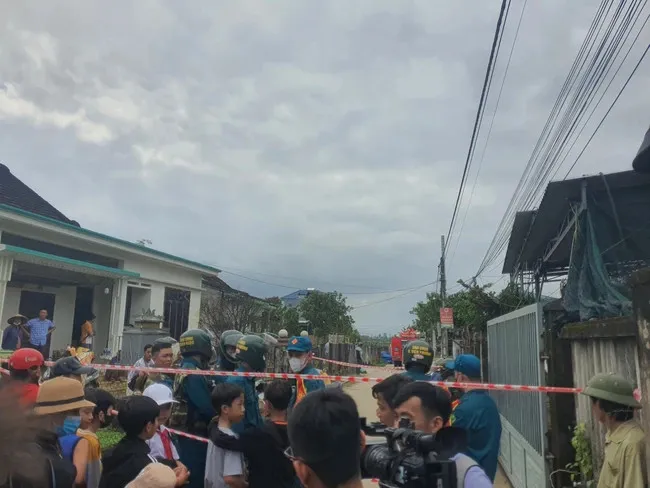 may-bay-roi-o-quang-nam-khien-mot-nguoi-dan-chan-thuong-nang-nguyen-nhan-su-co-duoc-phi-cong-ke-lai (2)