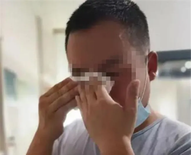 nguoi-dan-ong-dang-thuong-phta-hien-4-dua-con-cham-bam-16-nam-khong-phai-con-minh-thai-so-nguoi-vo-co-hanh-dong-thach-thuc (2)