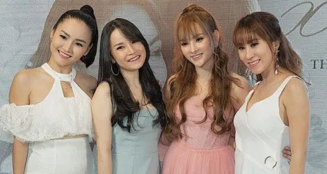 sao-nu-vbiz-tai-hon-lan-2-voi-chong-kem-10-tuoi-duoc-treo-thuong-sinh-mot-dua-chau-tang-1-manh-dat-chuc-ty (4)