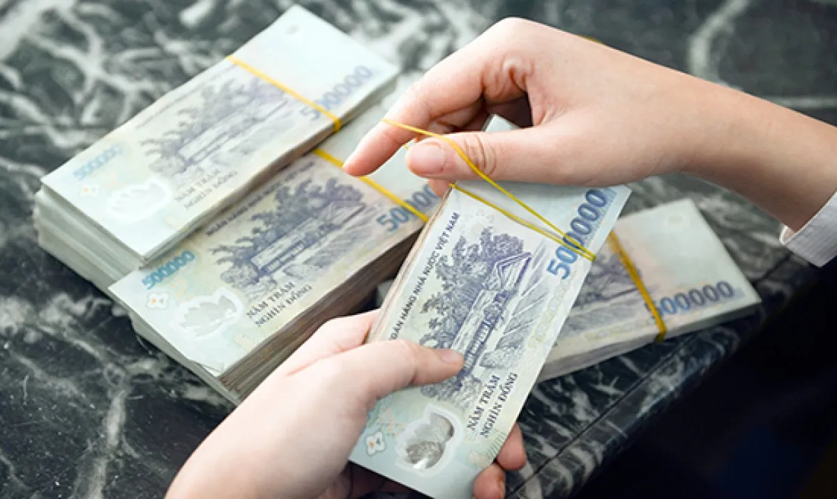 chi-dau-hoi-vay-200-trieu-co-gai-cho-muon-1-ty-thi-bi-tac-dong-vat-ly-tai-cho-netizen-nghe-xong-khong-ai-benh (5)