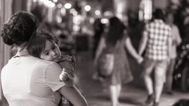 lay-chong-dang-tuoi-bo-co-gai-sinh-8-dua-con-thi-phat-hien-su-that-dang-long-ve-nguoi-chung-chan-goi (2)