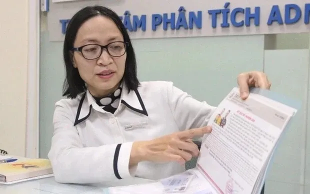 len-lut-voi-sep-va-nguoi-yeu-cu-co-gai-khong-biet-con-trai-co-ai-hay-chong-hien-tai-phat-xet-nghiem-adn (3)