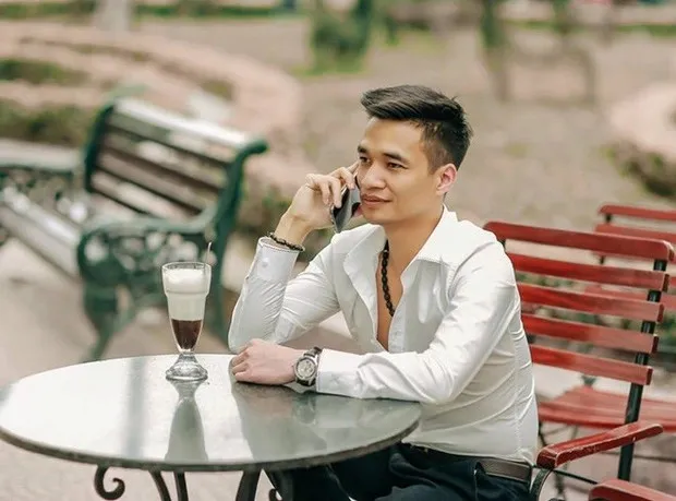 le-roi-hien-tuong-mang-mot-thoi-sau-10-nam-chim-lan-tuong-noi-tieng-ai-ngo-vo-no-co-y-dinh-xuat-gia (6)