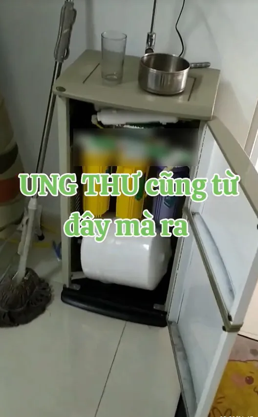 su-dung-may-loc-nuoc-hon-6-nam-gia-dinh-ta-hoa-phat-hien-nhieu-nam-qua-uong-nham-nuoc-thai (7)