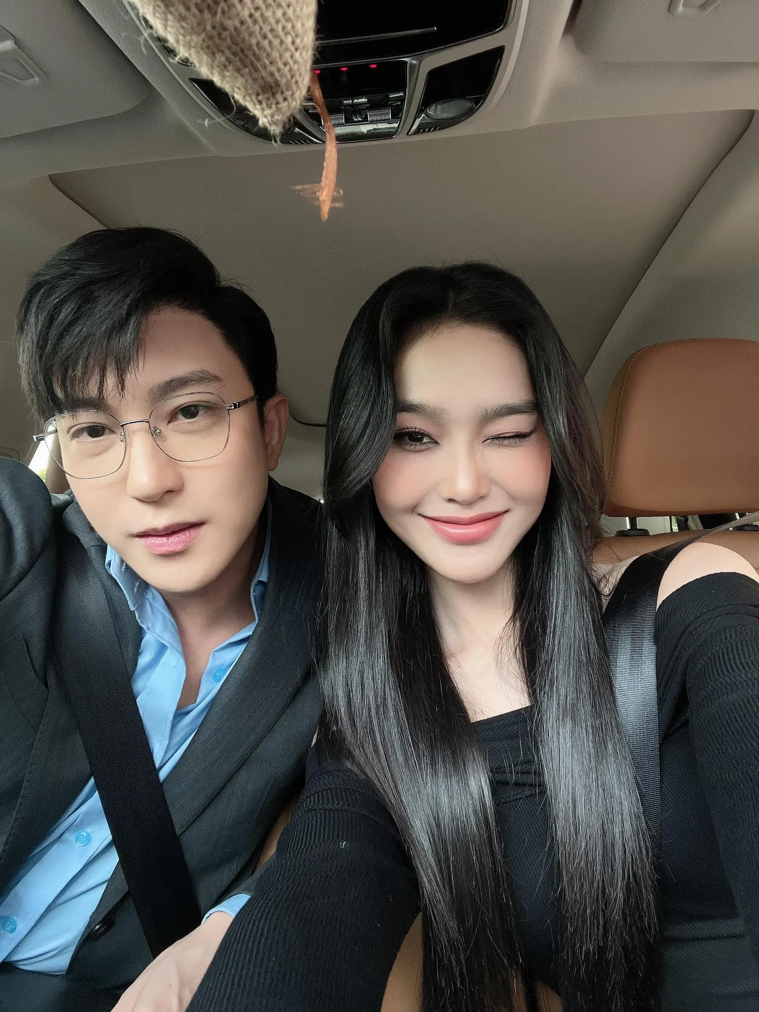 co-gai-tieu-tam-hot-nhat-man-anh-viet-so-huu-cap-mat-ho-ly-gay-cu-y-den-ten-goi-cung-doc-la (114)