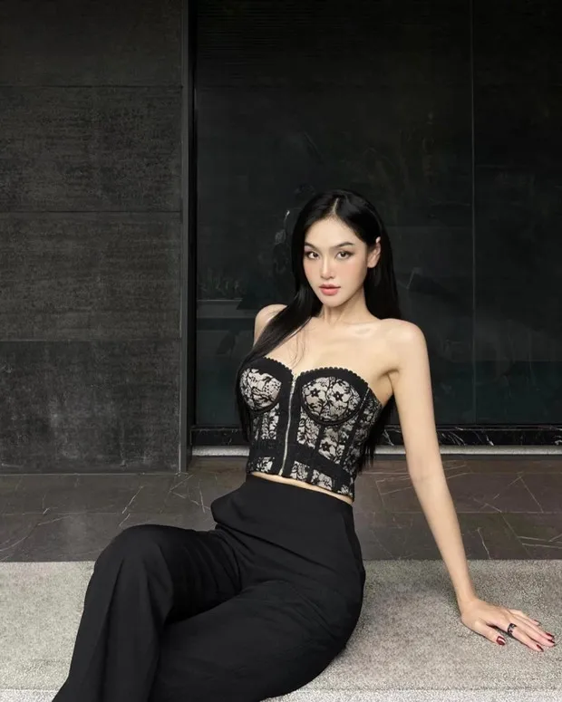 co-gai-tieu-tam-hot-nhat-man-anh-viet-so-huu-cap-mat-ho-ly-gay-cu-y-den-ten-goi-cung-doc-la (3)