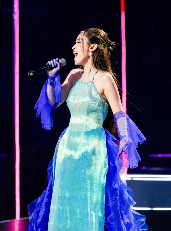 tu-vi-bien-hoa-da-dang-tai-chi-dep-dap-gio-re-song-lam-moi-hit-em-gai-mua-qua-an-tuong (3)