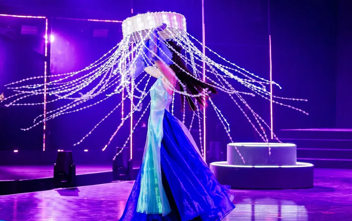 tu-vi-bien-hoa-da-dang-tai-chi-dep-dap-gio-re-song-lam-moi-hit-em-gai-mua-qua-an-tuong (4)