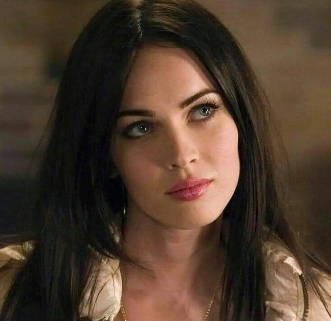 nu-dien-vien-dep-den-muc-ai-cung-xa-lanh-tieu-tan-su-nghiep-vi-va-mieng-noi-6-chu-khan-gia-ngo-lo (8)